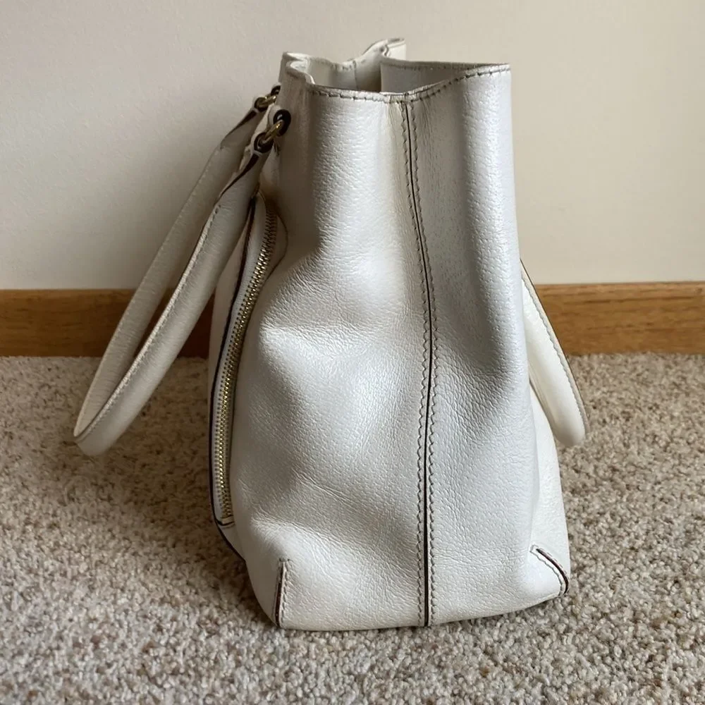 Kate Spade White Pebble Grain Leather Shoulder Bag Purse w/ Dust Bag